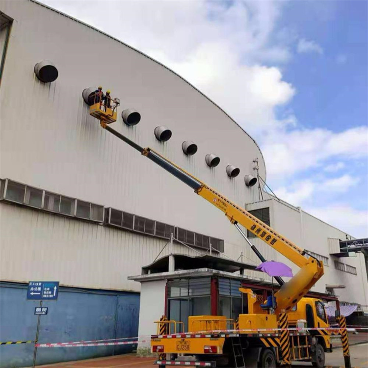 石家庄裕华高空作业车出租服务：专业广告牌安装解决方案