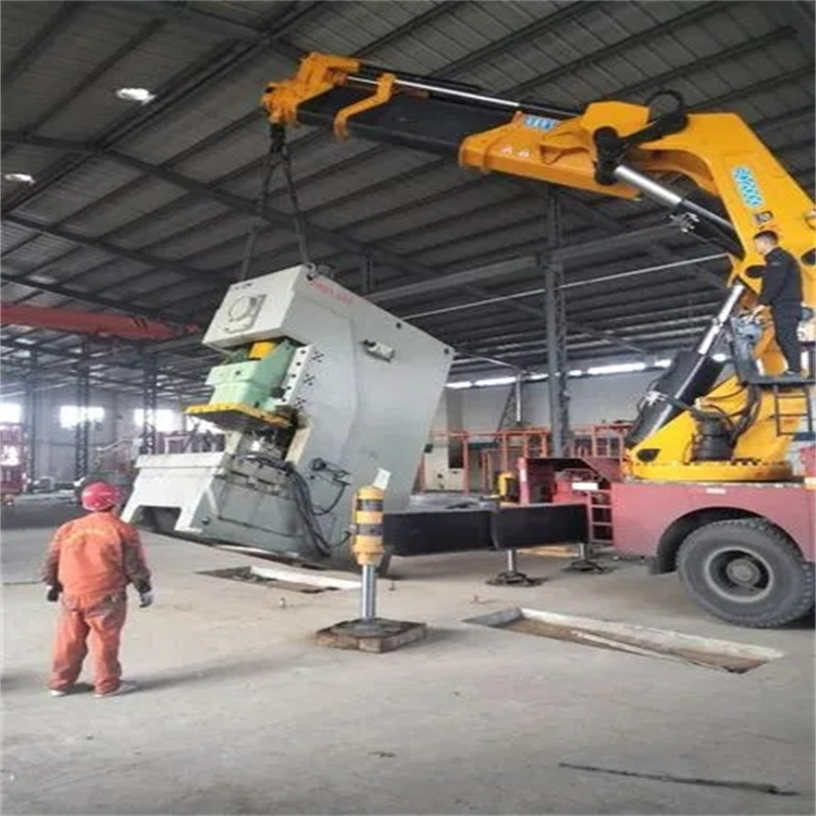 石家庄裕华80吨折臂吊车出租附近电话